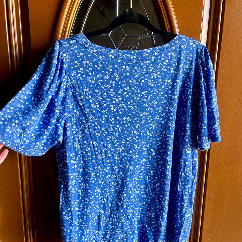 Banana Republic Women’s Blue Floral Crewneck Top With Balloon Sleeves Size Large - Picture 2 of 4